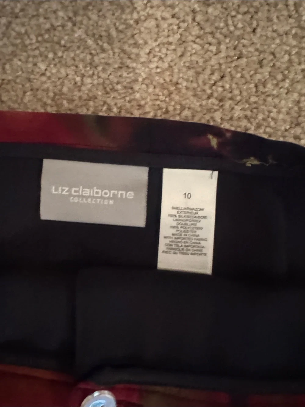 Liz Claiborne Red, Black & Green Abstract Print Skirt Set